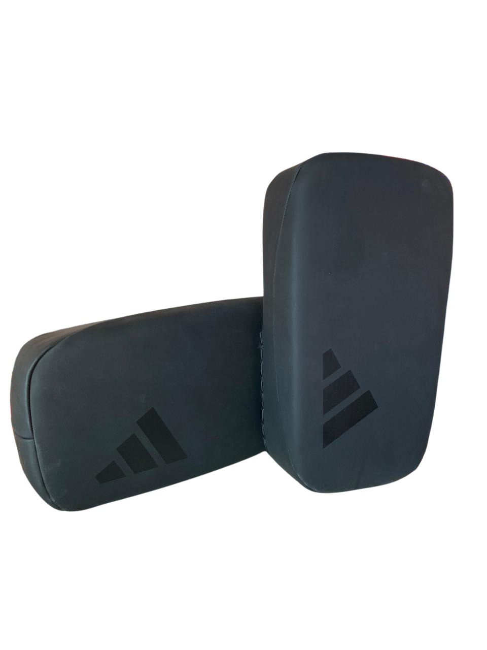 Set Escudos Thai Pad Combat 50 Karate adidas - Imagen 2